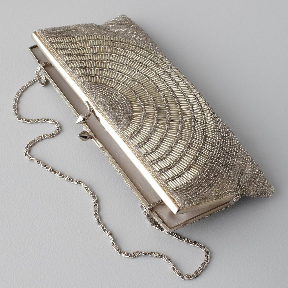 [Moyna] Silver Deco Beaded Clutch